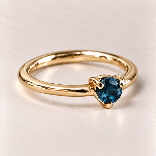 Anel Solitário 3 Garras em Ouro 18k