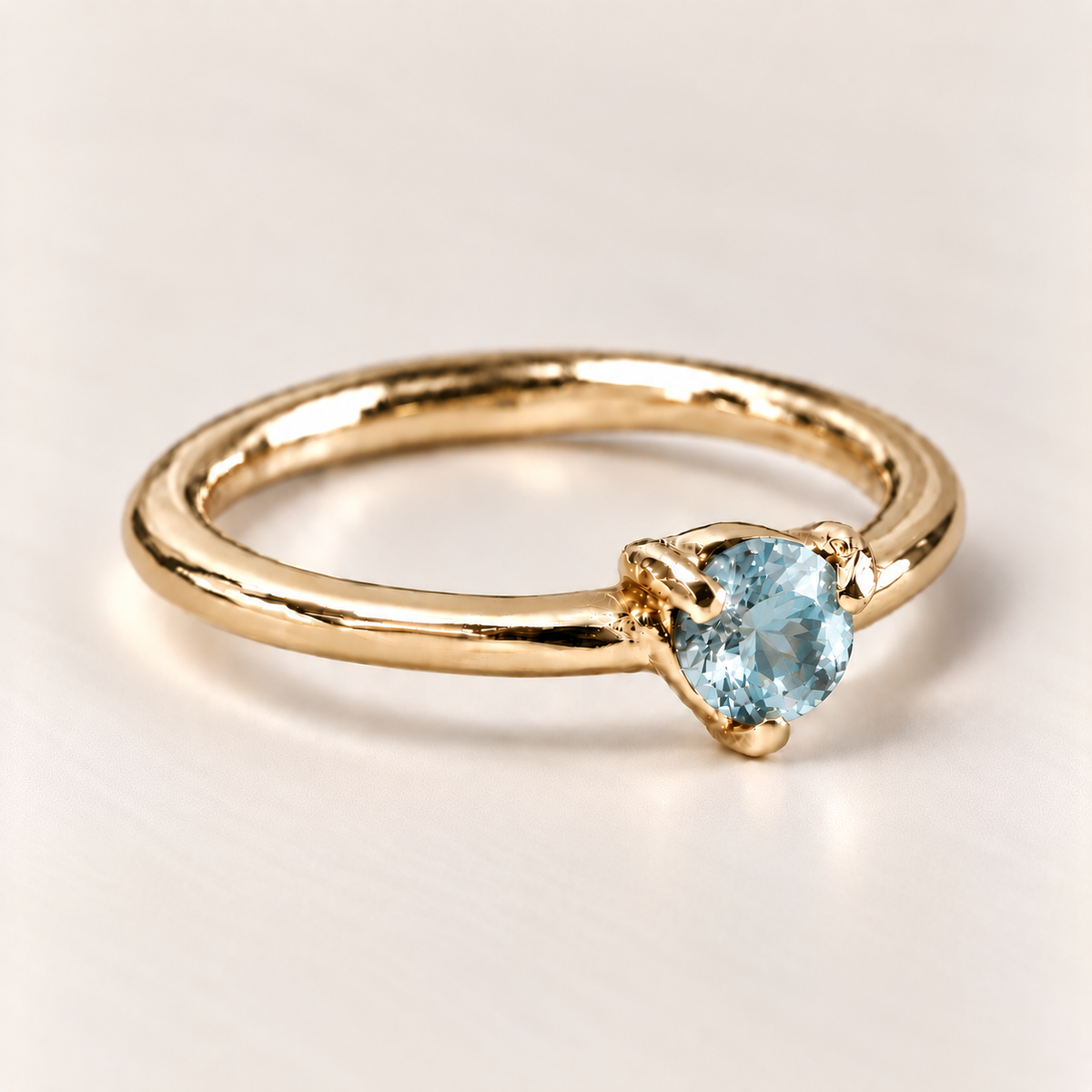 Anel Solitário 3 Garras em Ouro 18k